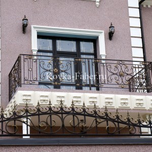 Кованое ограждение балкона в классическом стиле, фото 2