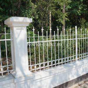 Кованый забор в белом цвете из клуглого прутка, фото 2