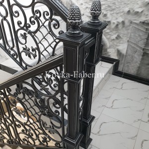 Кованое ограждение лестницы в стиле "барокко". Цвет темный гафит с серебром. , фото 6