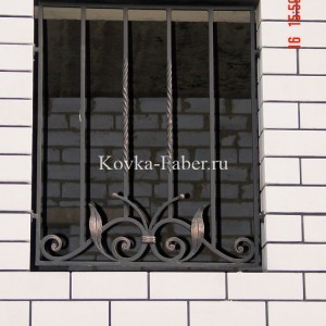 Кованые решетки на окнах в доме, фото 2